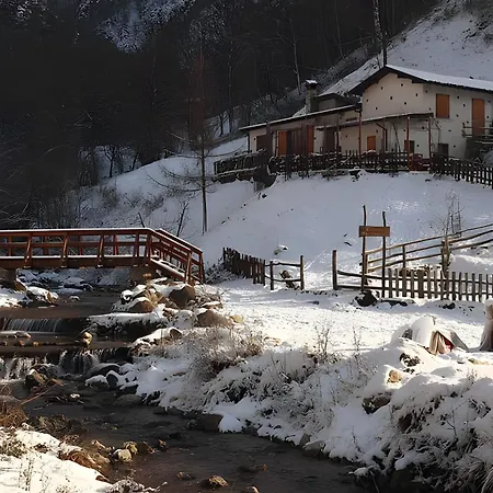 Holiday home Family House Il Butto