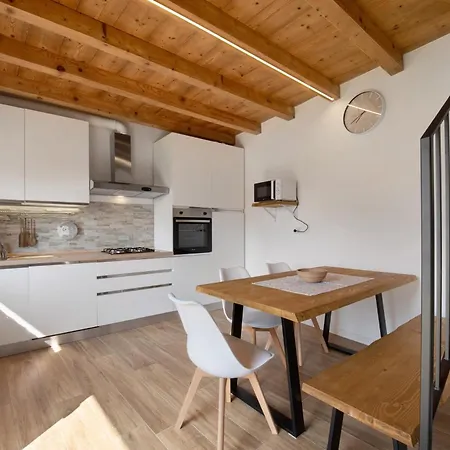 Family House Il Butto Prázdninový dům *