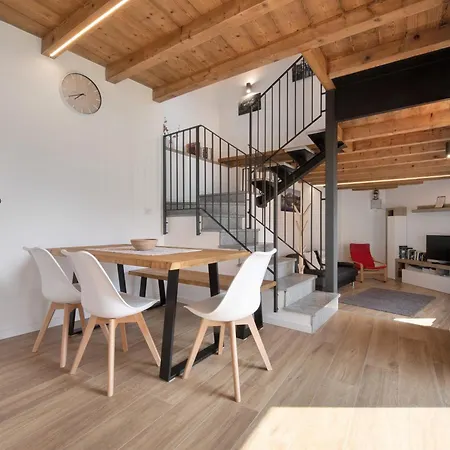 Family House Il Butto Prázdninový dům *